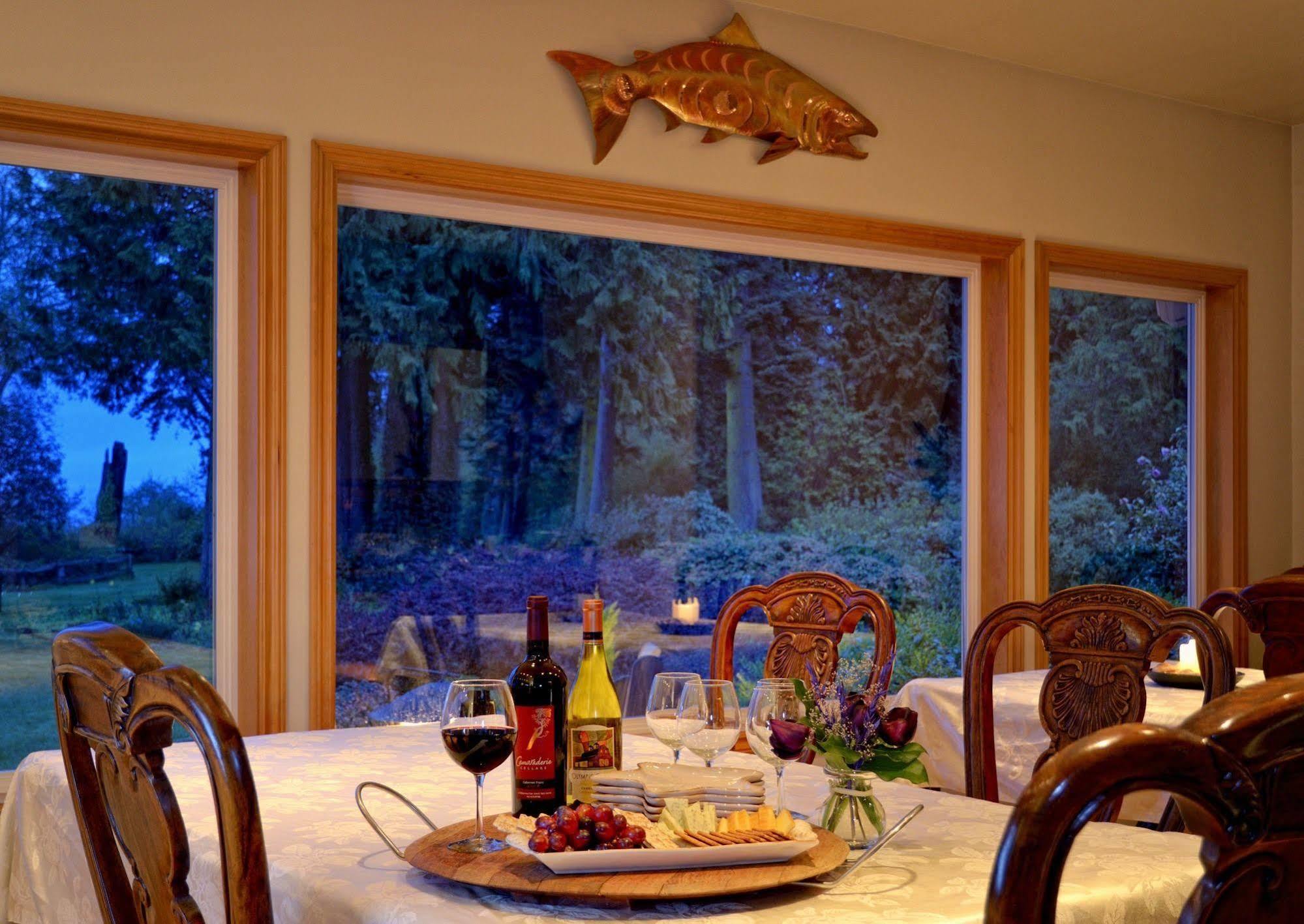 Colette'S Bed & Breakfast Port Angeles Exterior photo