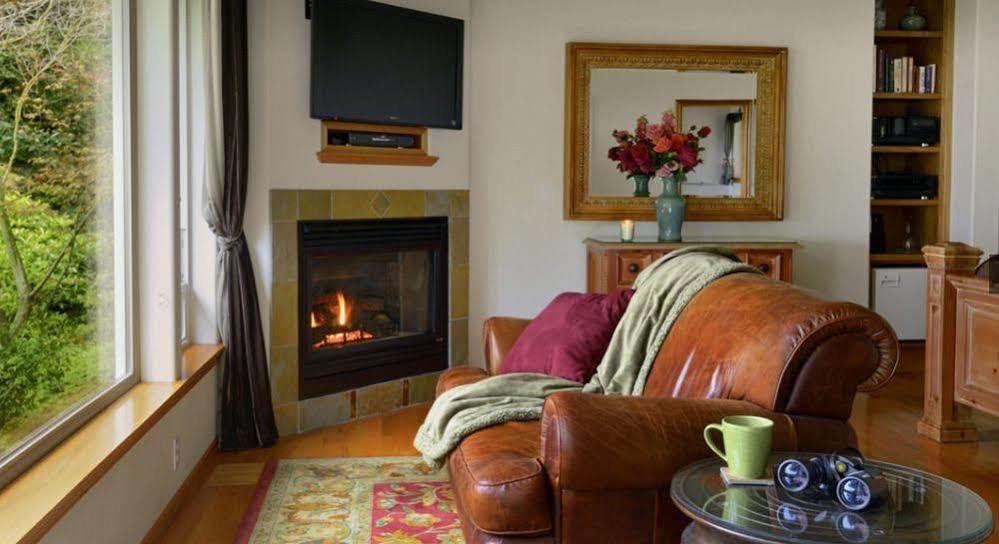 Colette'S Bed & Breakfast Port Angeles Exterior photo