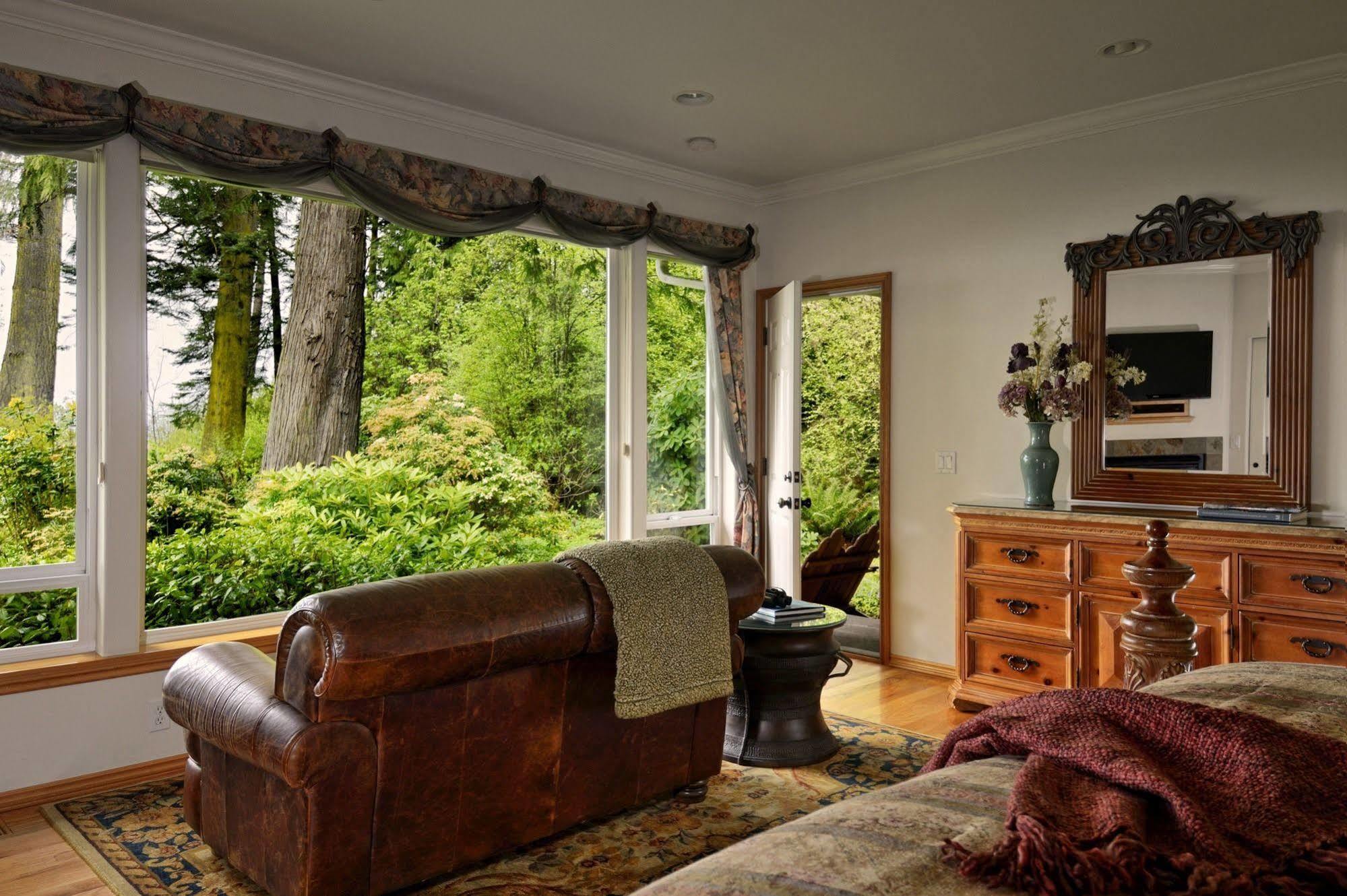 Colette'S Bed & Breakfast Port Angeles Exterior photo