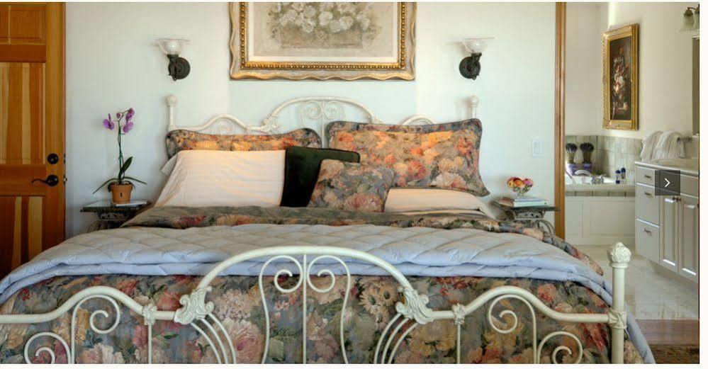 Colette'S Bed & Breakfast Port Angeles Exterior photo
